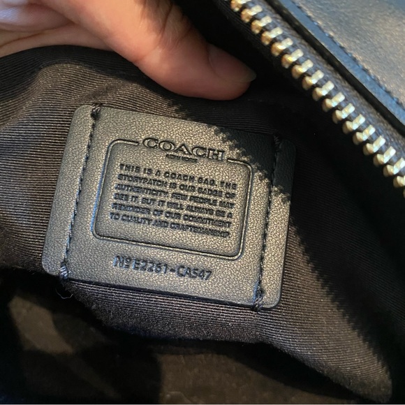 ✨ SOLD ✨ Coach Jamie Camera Bag In Signature Canvas - Picture 12 of 15